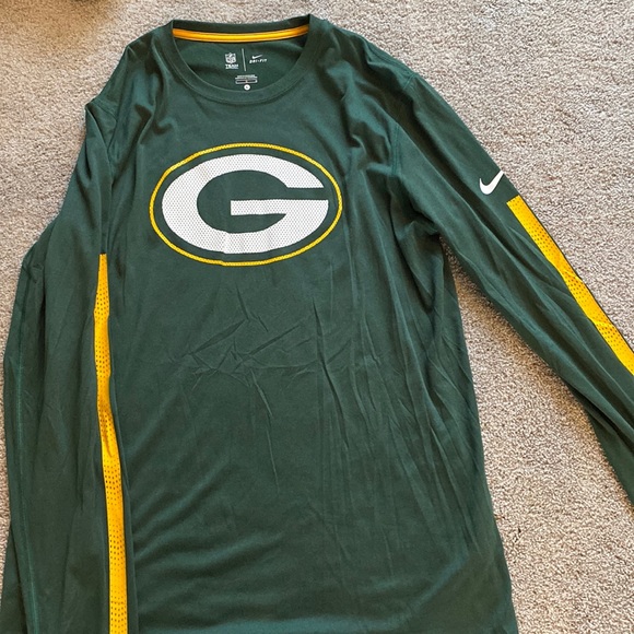 Nike Other - Nike Sri fit packers shirt